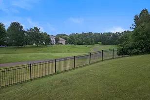 10455 Glen Eagle Cir, Woodbury, MN 55129 - Photo 54