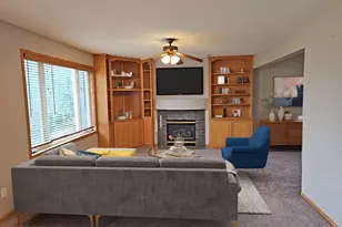 10455 Glen Eagle Cir, Woodbury, MN 55129 - Photo 14