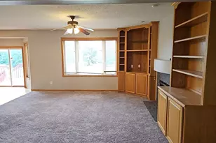 10455 Glen Eagle Cir, Woodbury, MN 55129 - Photo 16