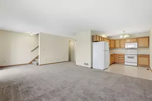 1587 County Rd D E, Maplewood, MN 55109 - Photo 6