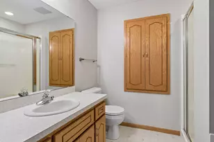 710 Emerald Ridge, Roseville, MN 55113 - Photo 30