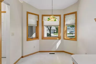 710 Emerald Ridge, Roseville, MN 55113 - Photo 18