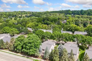 710 Emerald Ridge, Roseville, MN 55113 - Photo 6