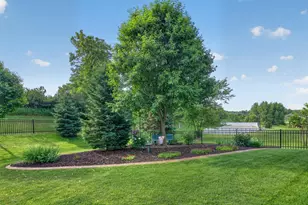 1872 Shannon Oaks Blvd NE, Rochester, MN 55906 - Photo 52