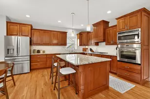1872 Shannon Oaks Blvd NE, Rochester, MN 55906 - Photo 12