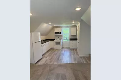 647 2nd Avenue SW, Hutchinson, MN 55350 - Photo 10