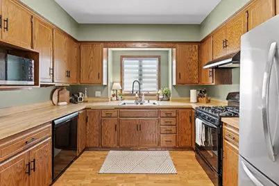 5560 W 131st Street, Savage, MN 55378 - Photo 12