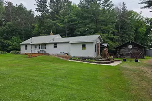594 Boundary Rd, Hudson, WI 54016 - Photo 2