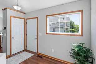 1557 Fox Hunt Way, Victoria, MN 55386 - Photo 4