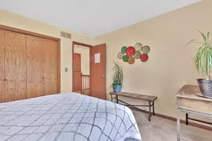 7038 46th St N, Oakdale, MN 55128 - Photo 18