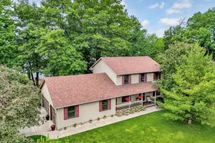 7038 46th St N, Oakdale, MN 55128 - Photo 2
