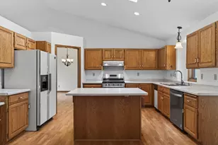 9000 Ashley Terrace, Brooklyn Park, MN 55443 - Photo 16