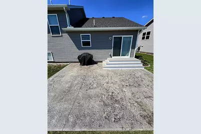 1515 Raymond Drive, Waconia, MN 55387 - Photo 10