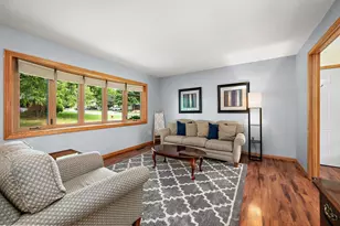 7896 Berkshire Ln N, Maple Grove, MN 55311 - Photo 6