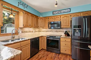 7896 Berkshire Ln N, Maple Grove, MN 55311 - Photo 12