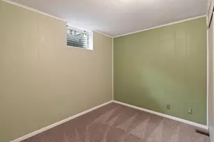 3921 Williston Rd, Minnetonka, MN 55345 - Photo 24