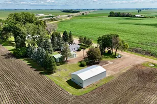 23227 Sundberg Ave, Brewster, MN 56119 - Photo 4