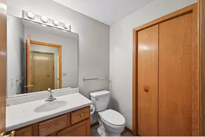 7043 48th Street N, Oakdale, MN 55128 - Photo 12