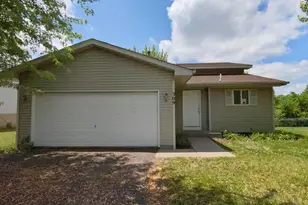 309 13th Ave NE, Buffalo, MN 55313 - Photo 2
