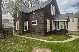 981 Burr St, Saint Paul, MN 55130 - Photo 1