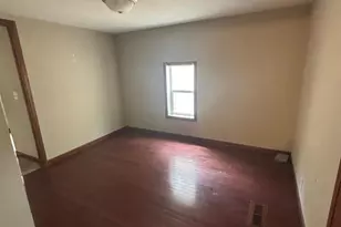 466 Edmund Ave, Saint Paul, MN 55103 - Photo 14