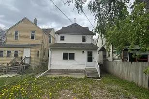 466 Edmund Ave, Saint Paul, MN 55103 - Photo 4