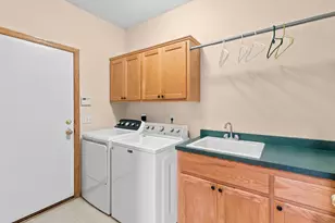 734 Gilfillan Ln, White Bear Township, MN 55127 - Photo 20