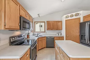 11350 53rd St NE, Albertville, MN 55301 - Photo 14