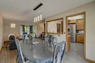 13491 Fairlawn Ct, Apple Valley, MN 55124 - Photo 10