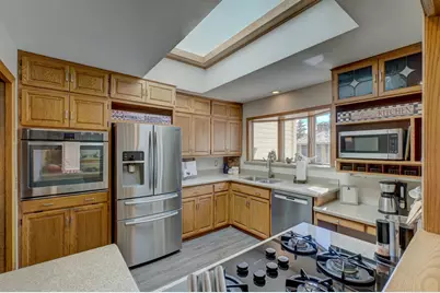 13491 Fairlawn Court, Apple Valley, MN 55124 - Photo 6
