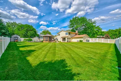 13491 Fairlawn Court, Apple Valley, MN 55124 - Photo 2