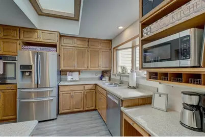 13491 Fairlawn Court, Apple Valley, MN 55124 - Photo 8