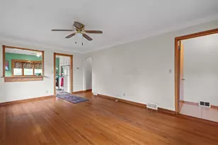 752 Orange Ave E, Saint Paul, MN 55106 - Photo 8