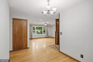 10157 Irwin Rd, Bloomington, MN 55437 - Photo 16