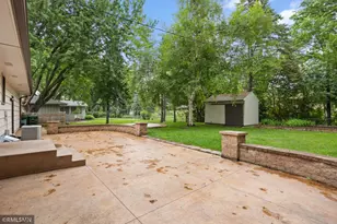 10157 Irwin Rd, Bloomington, MN 55437 - Photo 4