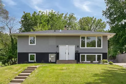 144 Sidney Street W, Saint Paul, MN 55107 - Photo 2