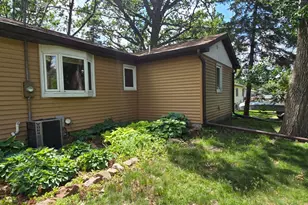 1713 S Shore Dr, Albert Lea, MN 56007 - Photo 30