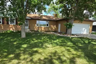 1713 S Shore Dr, Albert Lea, MN 56007 - Photo 34