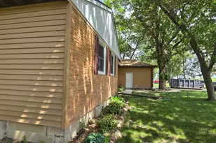 1713 S Shore Dr, Albert Lea, MN 56007 - Photo 32
