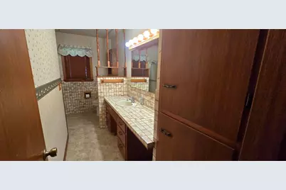 1713 S Shore Drive, Albert Lea, MN 56007 - Photo 14