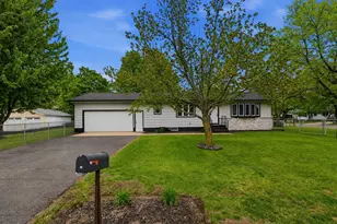 26 4th Ave SE, Saint Joseph, MN 56374 - Photo 2
