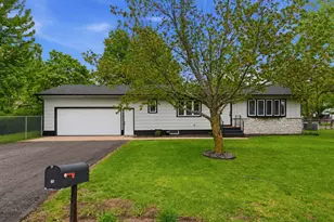 26 4th Ave SE, Saint Joseph, MN 56374 - Photo 1