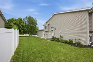 611 36th Ave S, Moorhead, MN 56560 - Photo 2