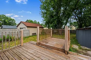 1304 10th Ave NW, Austin, MN 55912 - Photo 16