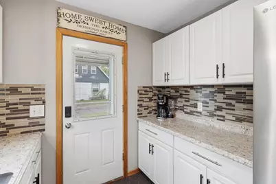 8681 Hale Avenue S, Cottage Grove, MN 55016 - Photo 14
