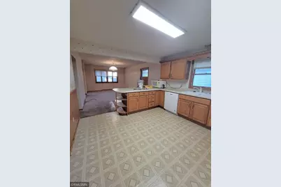 516 N 8th Street, River Falls, WI 54022 - Photo 10