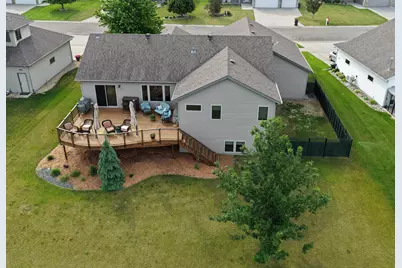 506 12th Street NE, Dilworth, MN 56529 - Photo 2