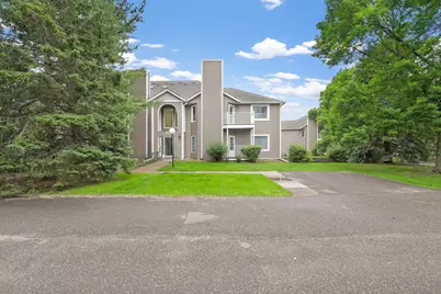 742 County Road F W #B, Shoreview, MN 55126 - Photo 16