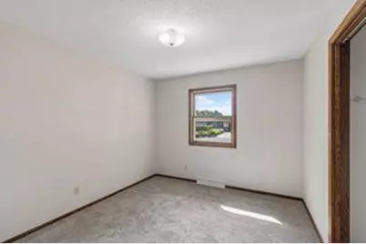 661 S Hill Drive, New Richmond, WI 54017 - Photo 16