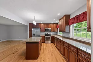 1350 Oldridge Ave N, Stillwater, MN 55082 - Photo 4